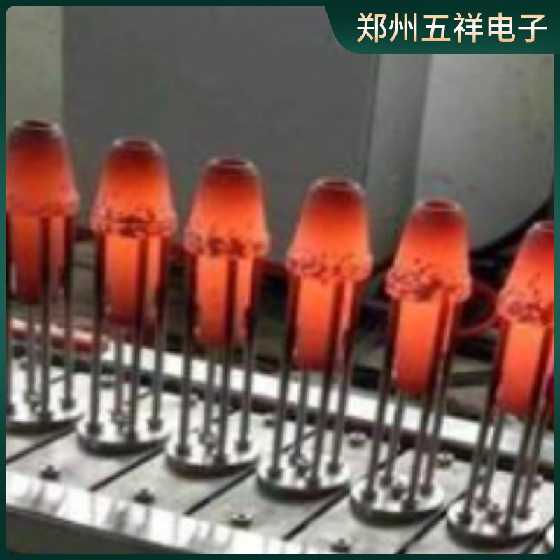 截齒焊接調(diào)質(zhì)一體化加熱設(shè)備客戶現(xiàn)場